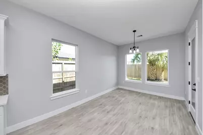 4606 Iroquois Drive, Pasadena, TX 77504 - Photo 9