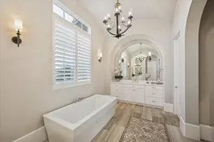 2411 Rosamond St, Houston, TX 77098 - Photo 13