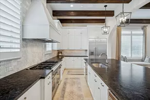 2411 Rosamond St, Houston, TX 77098 - Photo 9