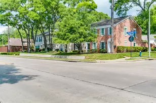 1407 Springrock Ln, Houston, TX 77055 - Photo 23