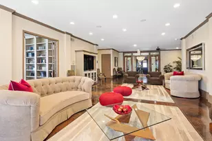 2400 McCue Rd, Houston, TX 77056 - Photo 27