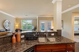 2400 McCue Rd, Houston, TX 77056 - Photo 13