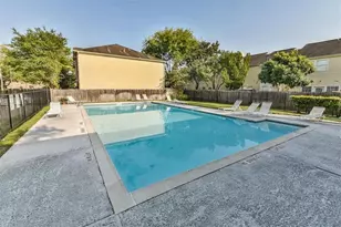 13038 Gentryside Ct, Houston, TX 77077 - Photo 5