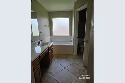 16331 Bandicoot Drive, Sugar Land, TX 77498 - Photo 9