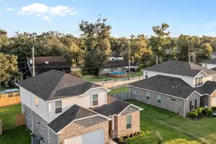 428 Magnolia St, Richwood, TX 77531 - Photo 1