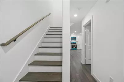 7804 Crestview Drive #A, Houston, TX 77028 - Photo 9