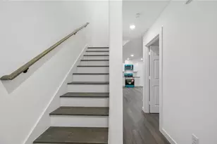 7804 Crestview Dr, Houston, TX 77028 - Photo 9