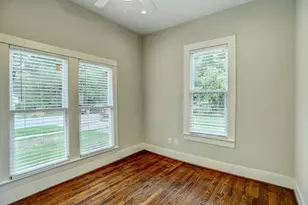 1021 Louise St, Houston, TX 77009 - Photo 9