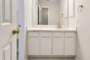 15942 Yore Lane, Houston, TX 77044 - Photo 9