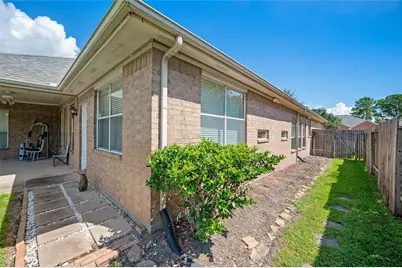 11402 Bucks Bridge Lane, Sugar Land, TX 77498 - Photo 41