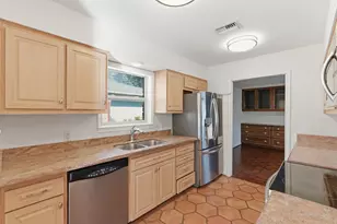 7738 Beaudelaire Cir, Galveston, TX 77551 - Photo 9