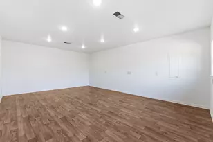 7738 Beaudelaire Cir, Galveston, TX 77551 - Photo 21