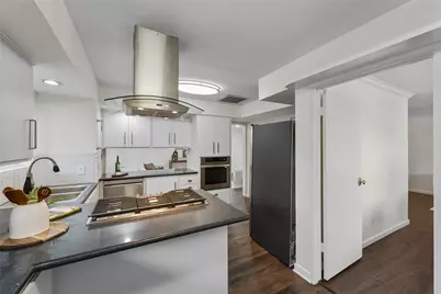 5830 Yarwell Drive, Houston, TX 77096 - Photo 13