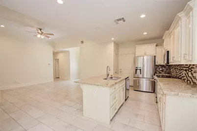 10572 Twin Oak Drive, Conroe, TX 77385 - Photo 11