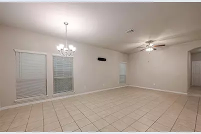 6409 Hollock Meadows Lane, Houston, TX 77048 - Photo 7