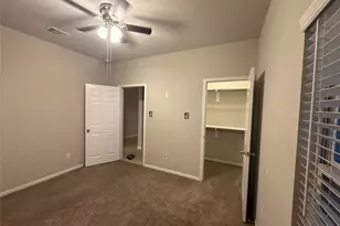 6409 Hollock Meadows Ln, Houston, TX 77048 - Photo 11