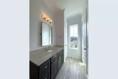 1669 Richmond Avenue, Houston, TX 77006 - Photo 29