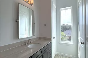 1669 Richmond Ave, Houston, TX 77006 - Photo 29