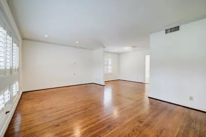 5642 Wickersham Lane, Houston, TX 77056 - Photo 3