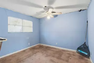 12108 N Lakewood Dr, Splendora, TX 77372 - Photo 7