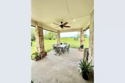 8515 E Sherri Circle, Manvel, TX 77578 - Photo 9