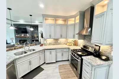 8515 E Sherri Circle, Manvel, TX 77578 - Photo 17
