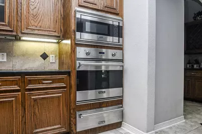 9102 S Pass Lane, Houston, TX 77064 - Photo 11