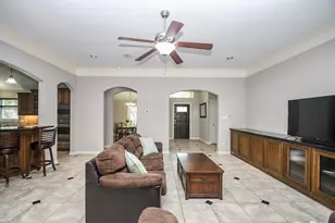 9102 S Pass Ln, Houston, TX 77064 - Photo 17