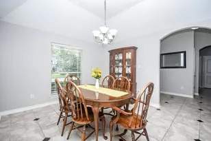 9102 S Pass Ln, Houston, TX 77064 - Photo 15