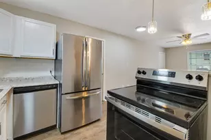 1504 Broadmoor Dr, Bryan, TX 77802 - Photo 3