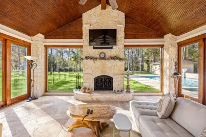 11984 White Oak Crossing, Conroe, TX 77385 - Photo 7