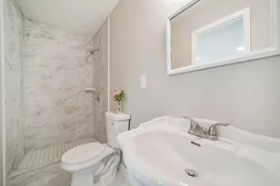 538 Pecan Dr, South Houston, TX 77587 - Photo 17