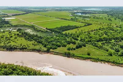 0000 House Rd Tracts 4 and 5 Road, Brookshire, TX 77423 - Photo 5