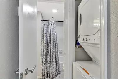 2750 Holly Hall #812, Houston, TX 77054 - Photo 7