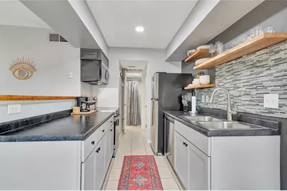 2750 Holly Hall #812, Houston, TX 77054 - Photo 3