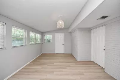 308 Wildwood Lane, Conroe, TX 77301 - Photo 15