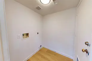 2919 Norwich St, Pearland, TX 77584 - Photo 11