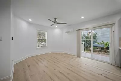 2817 Avenue Q #A, Galveston, TX 77550 - Photo 3