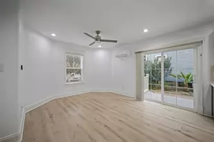 2817 Avenue Q, Galveston, TX 77550 - Photo 3