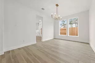 18917 Moonriver St, Conroe, TX 77302 - Photo 7