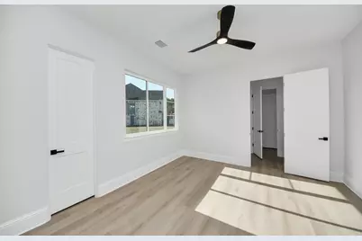 299 Peninsula Point Drive, Montgomery, TX 77356 - Photo 33