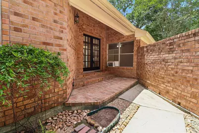 26 Cedar Chase Place, The Woodlands, TX 77381 - Photo 9