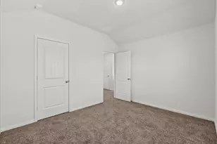 6738 Blimp Base Rd, Hitchcock, TX 77563 - Photo 31