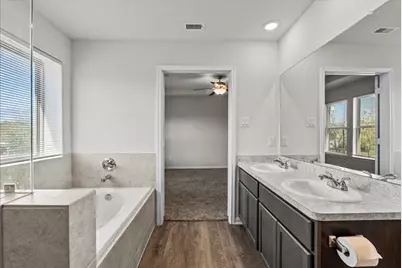 6738 Blimp Base Road, Hitchcock, TX 77563 - Photo 25