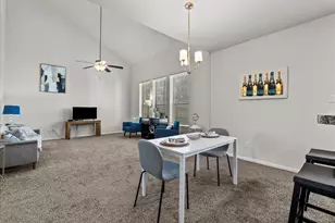 6738 Blimp Base Rd, Hitchcock, TX 77563 - Photo 13