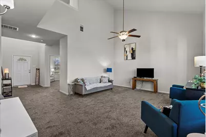 6738 Blimp Base Road, Hitchcock, TX 77563 - Photo 9