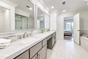 13605 Teal Bluff Ln, Houston, TX 77077 - Photo 17