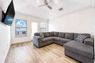 13605 Teal Bluff Ln, Houston, TX 77077 - Photo 25