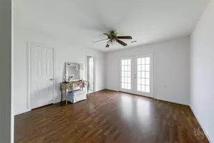 10715 Wickersham Ln, Houston, TX 77042 - Photo 21