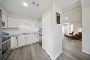 7410 San Lucas Dr, Houston, TX 77083 - Photo 13